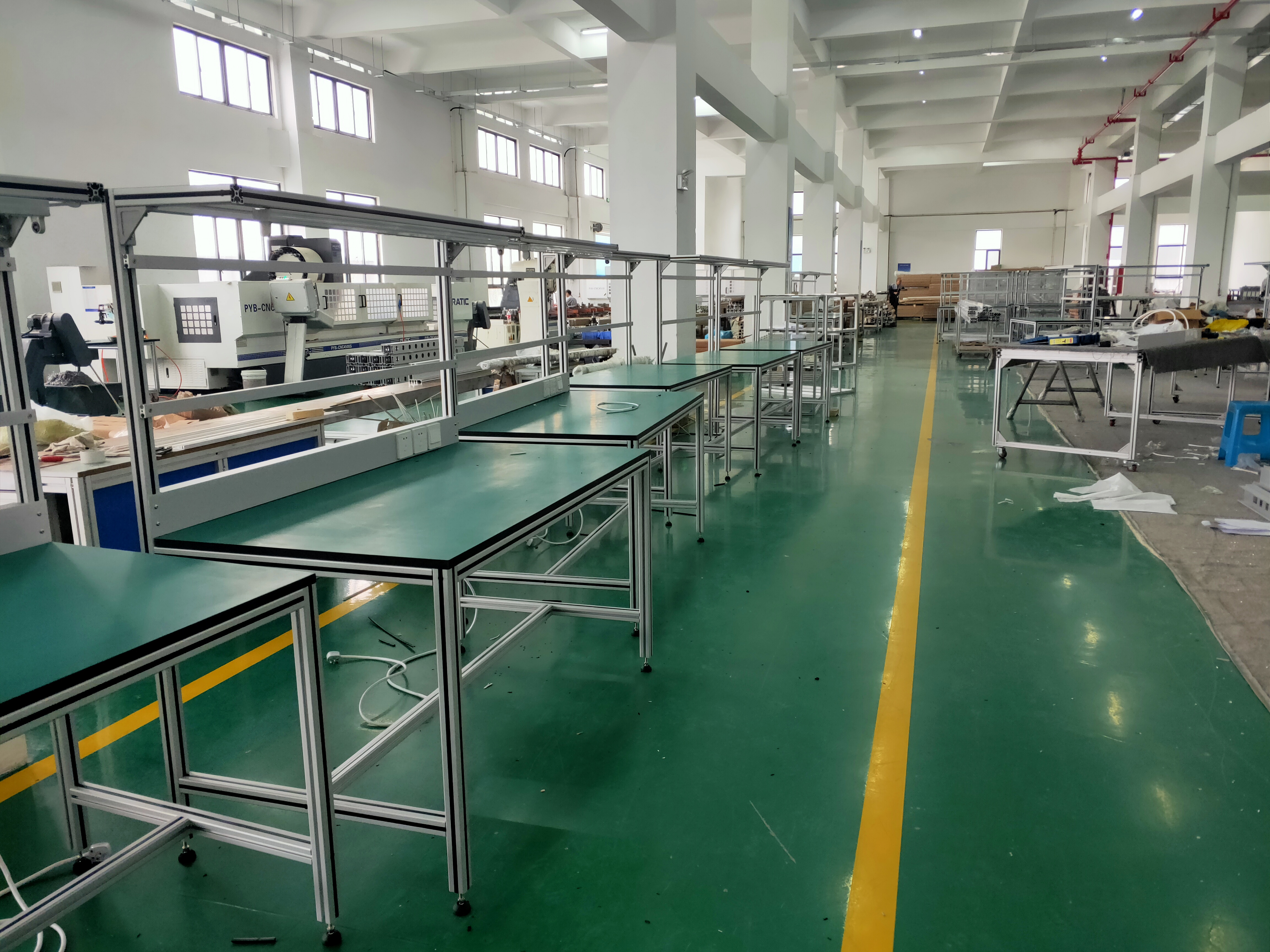 南京防靜電工作臺有著怎樣的不同之處？